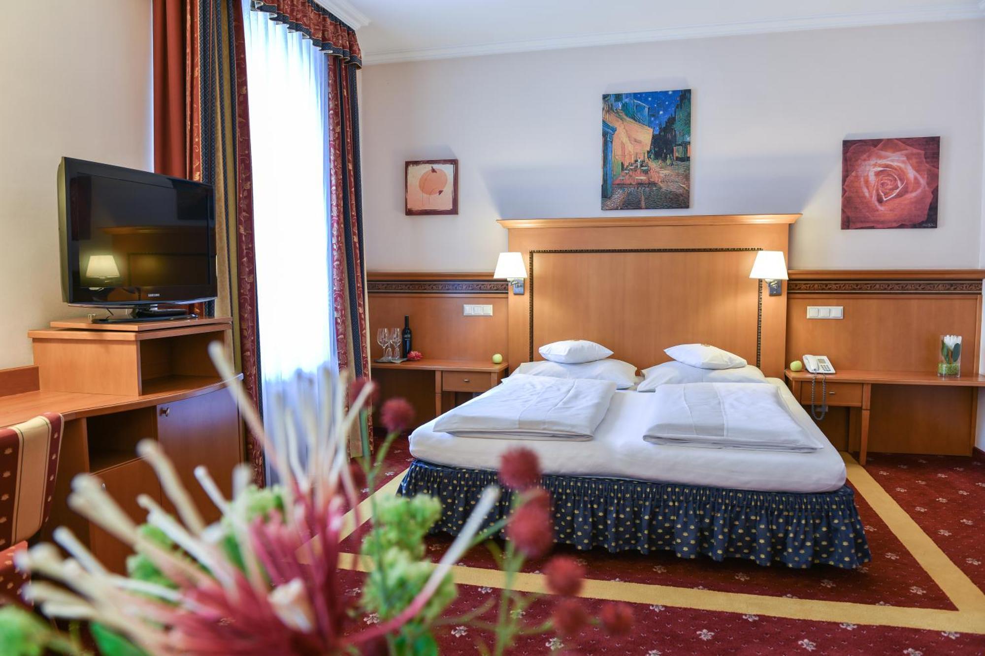 Hotel Alexandra Wels Ngoại thất bức ảnh