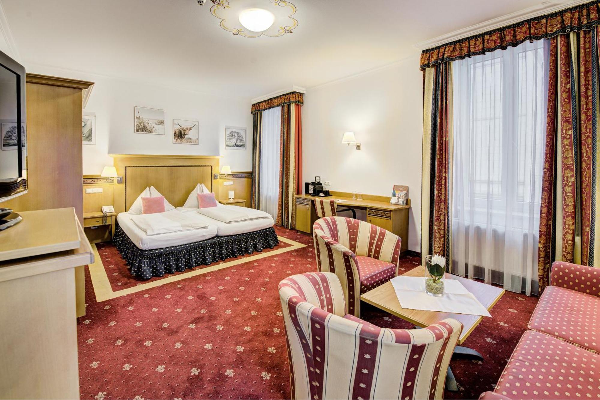 Hotel Alexandra Wels Ngoại thất bức ảnh